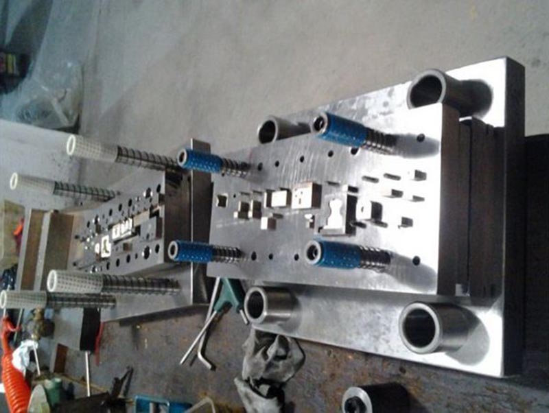 磐安模具制造-12